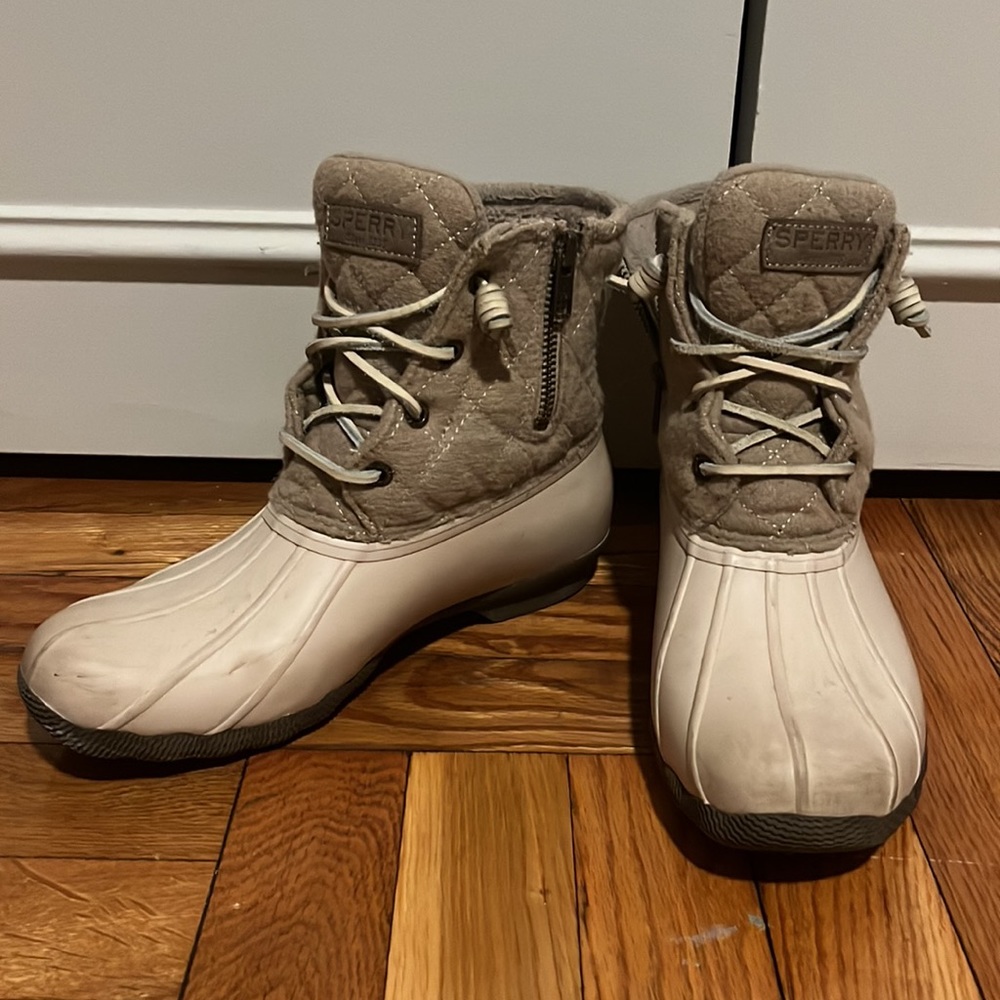Sperry Saltwater Quilted Duck Boot Womens Size 7